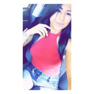 Meet your Posher, Thalia